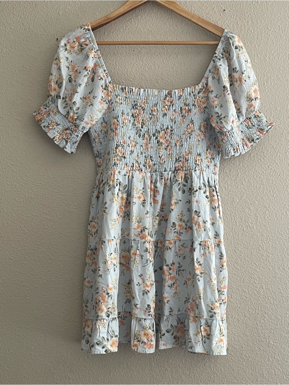 American Eagle Picnic Pretty Puff-Sleeve Dress. Floral Smocked linen blend - Picture 2 of 12